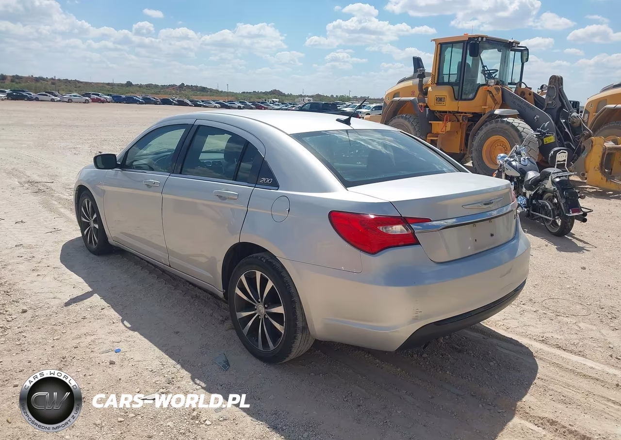 2012 Chrysler 200 S VIN:1C3CCBHG6CN116591 - 3
