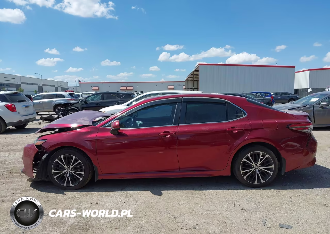 2018 Toyota Camry Se VIN:4T1B11HK2JU660726 - 14