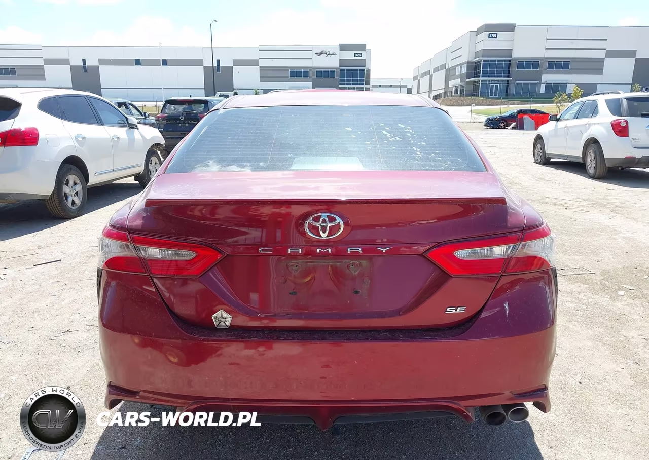 2018 Toyota Camry Se VIN:4T1B11HK2JU660726 - 16