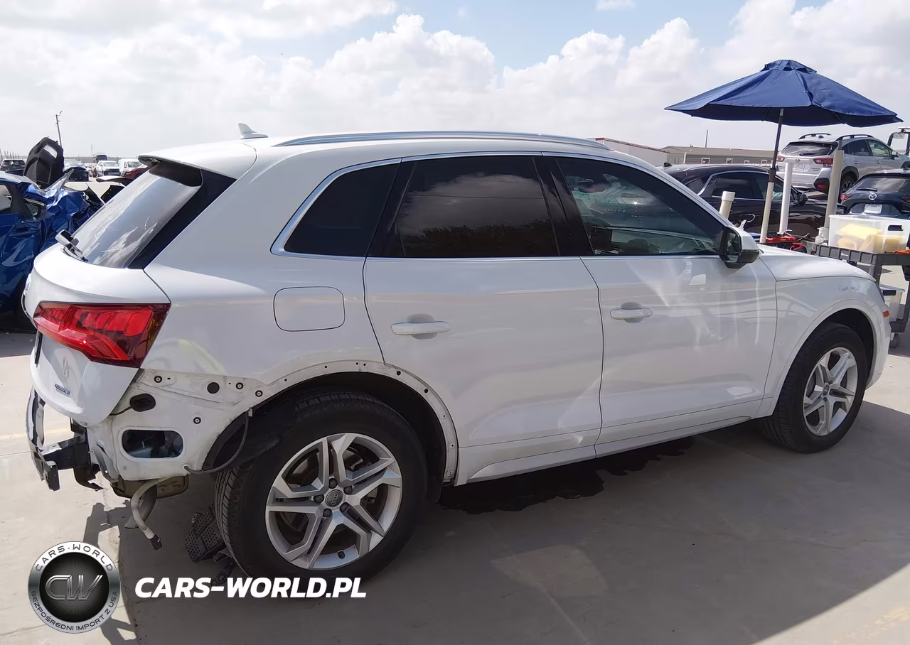 2019 Audi Q5 45 Premium VIN:WA1ANAFY1K2059410 - 14