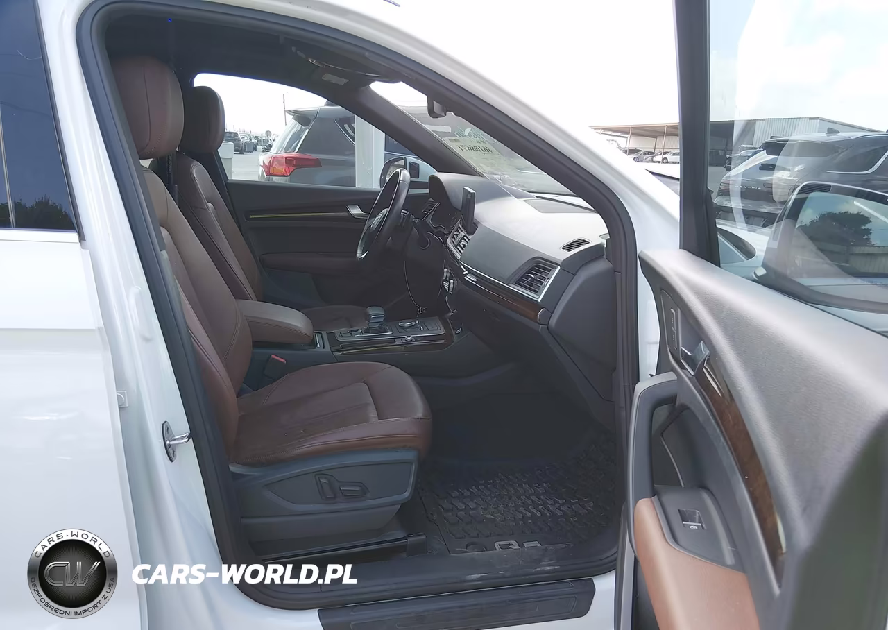 2019 Audi Q5 45 Premium VIN:WA1ANAFY1K2059410 - 5
