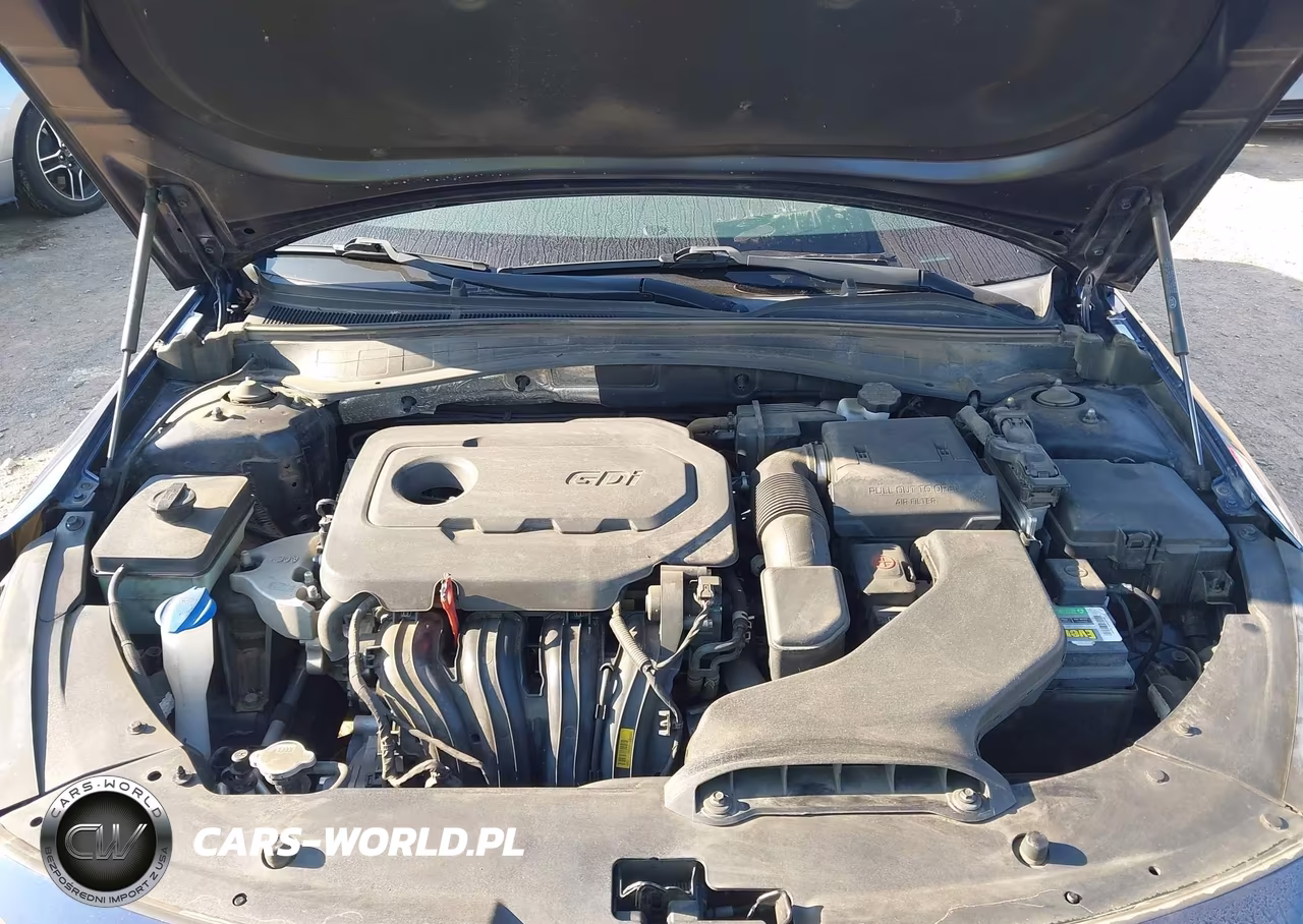 2019 Kia Optima S VIN:5XXGT4L37KG306195 - 10