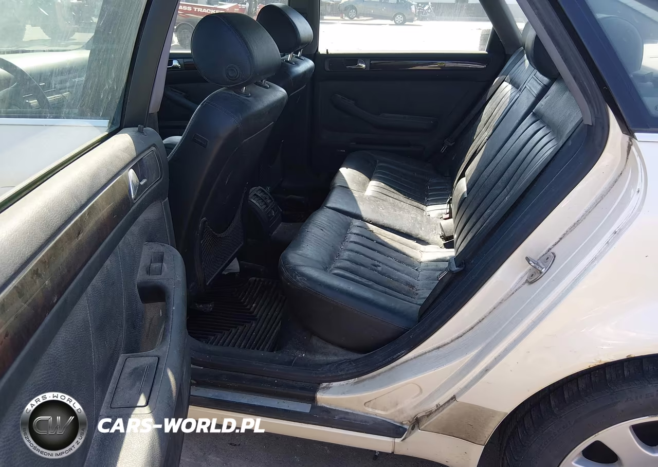 2000 Audi A6 VIN:WAUEH24BXYN118672 - 8