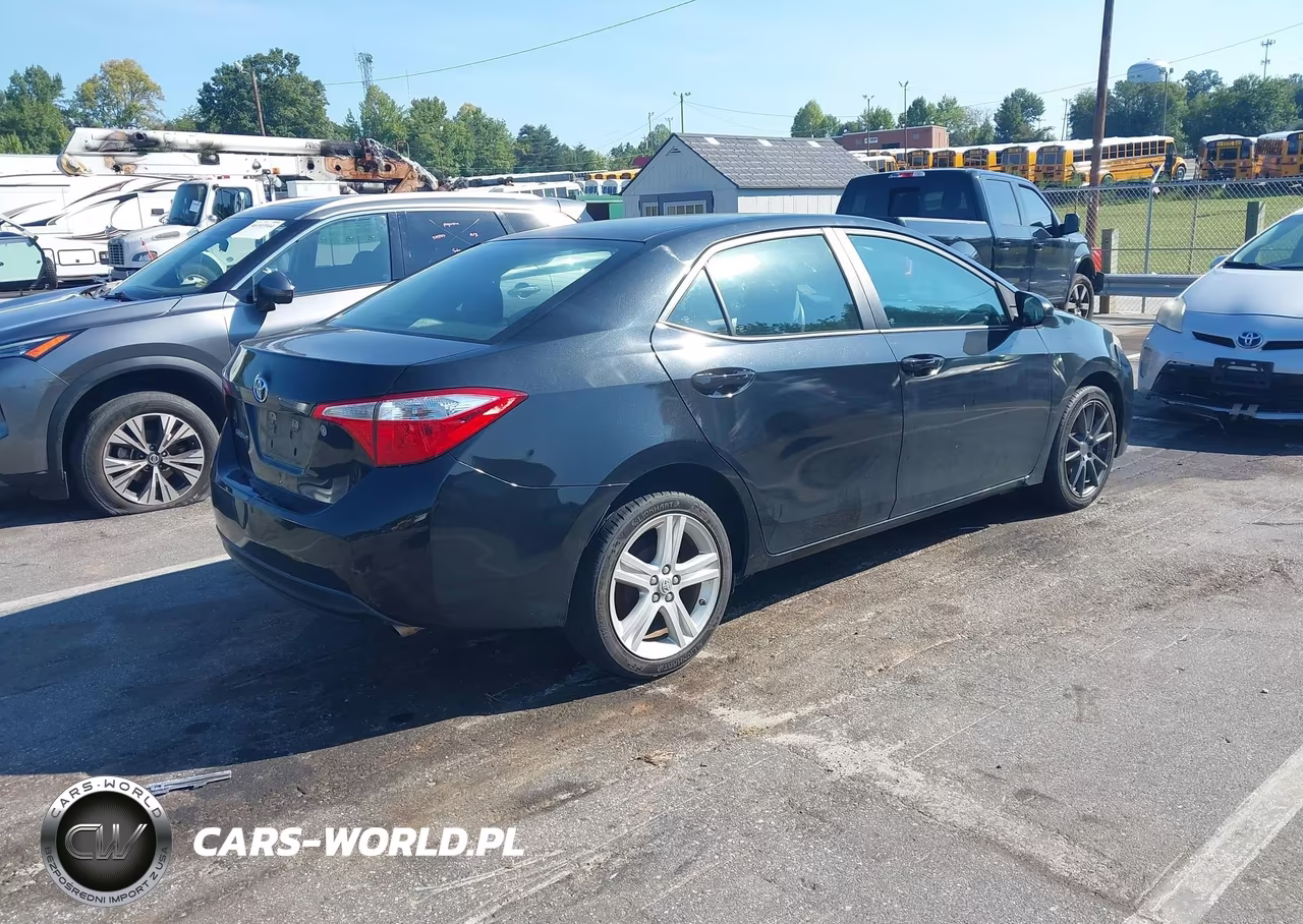 2016 Toyota Corolla L VIN:5YFBURHE0GP541826 - 4