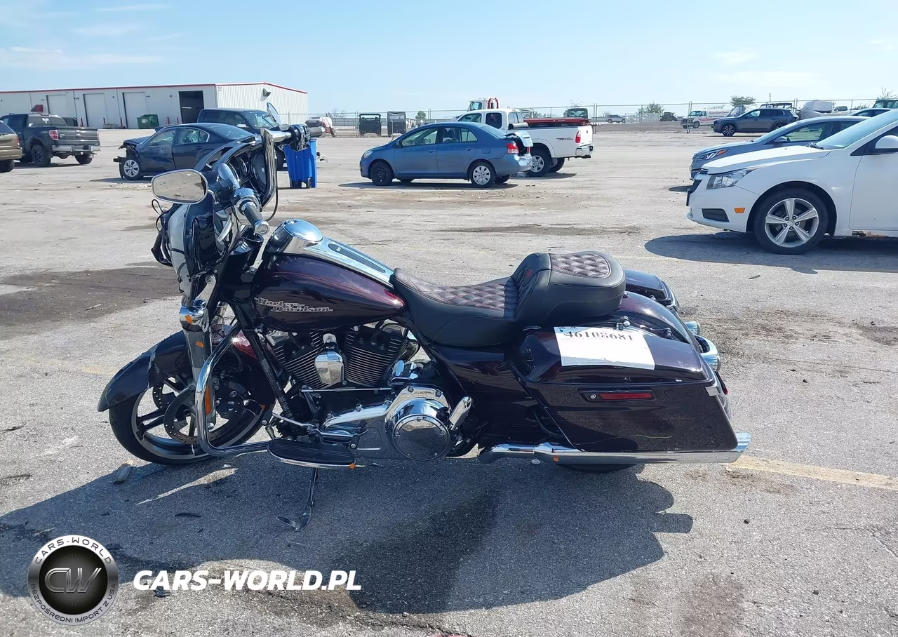 2014 Harley-Davidson Flhxs Street Glide Special VIN:1HD1KRM14EB617529 - 13