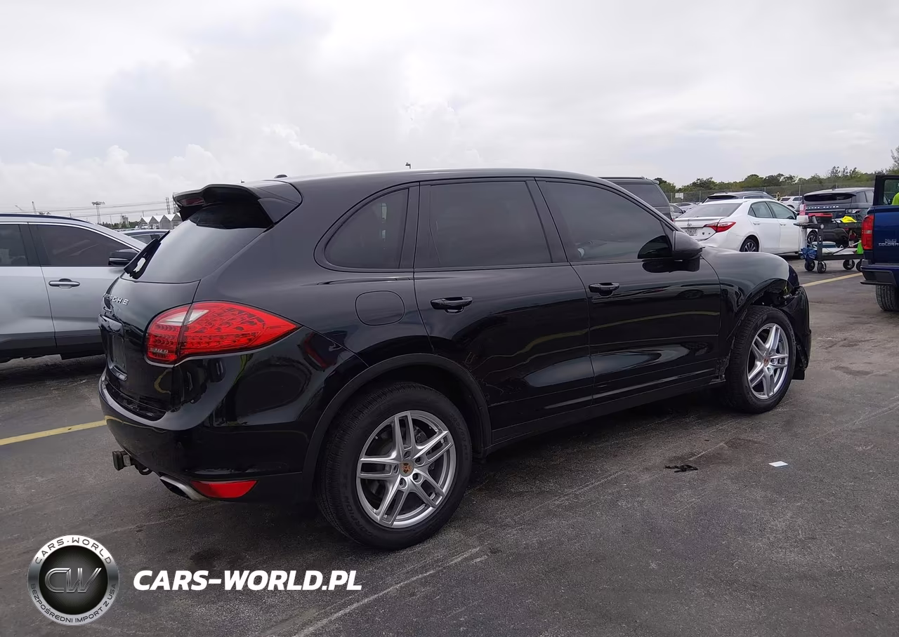 2013 Porsche Cayenne VIN:WP1AA2A26DLA19376 - 4