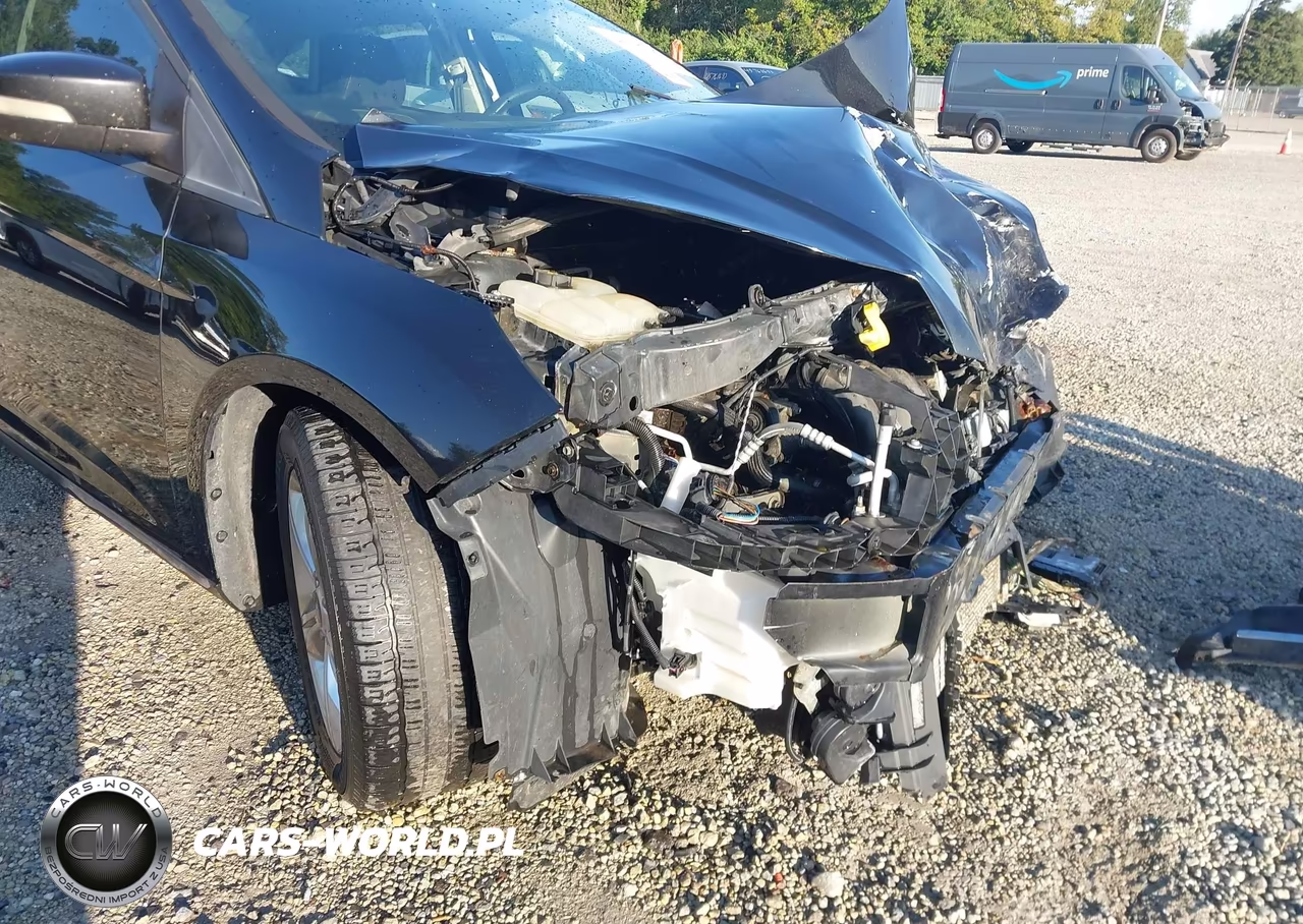 2014 Ford Focus Se VIN:1FADP3F21EL206155 - 18