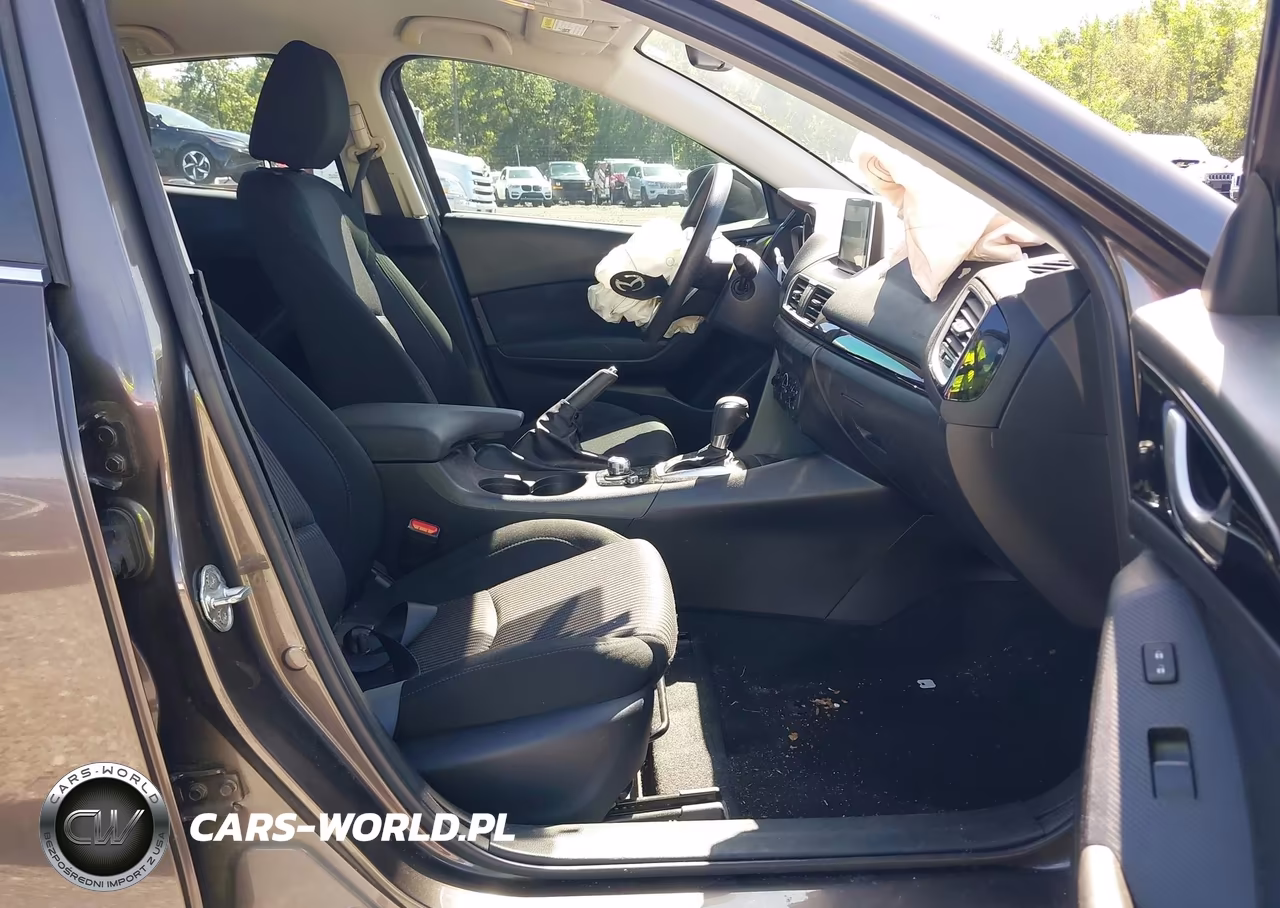 2016 Mazda Mazda3 I Sport VIN:3MZBM1U71GM258641 - 5