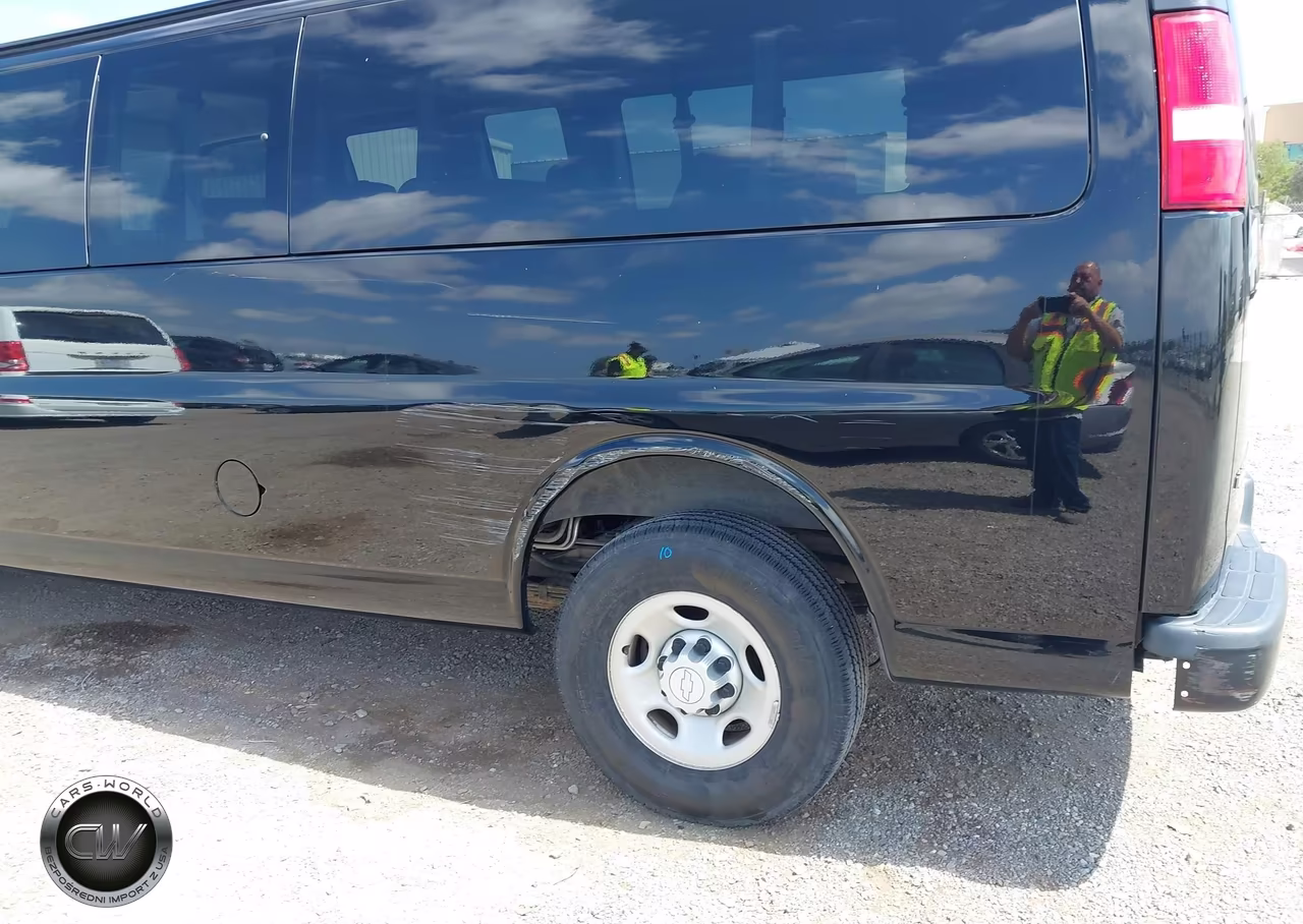 2019 Chevrolet Express 3500 Ls VIN:1GAZGNFG1K1323385 - 14