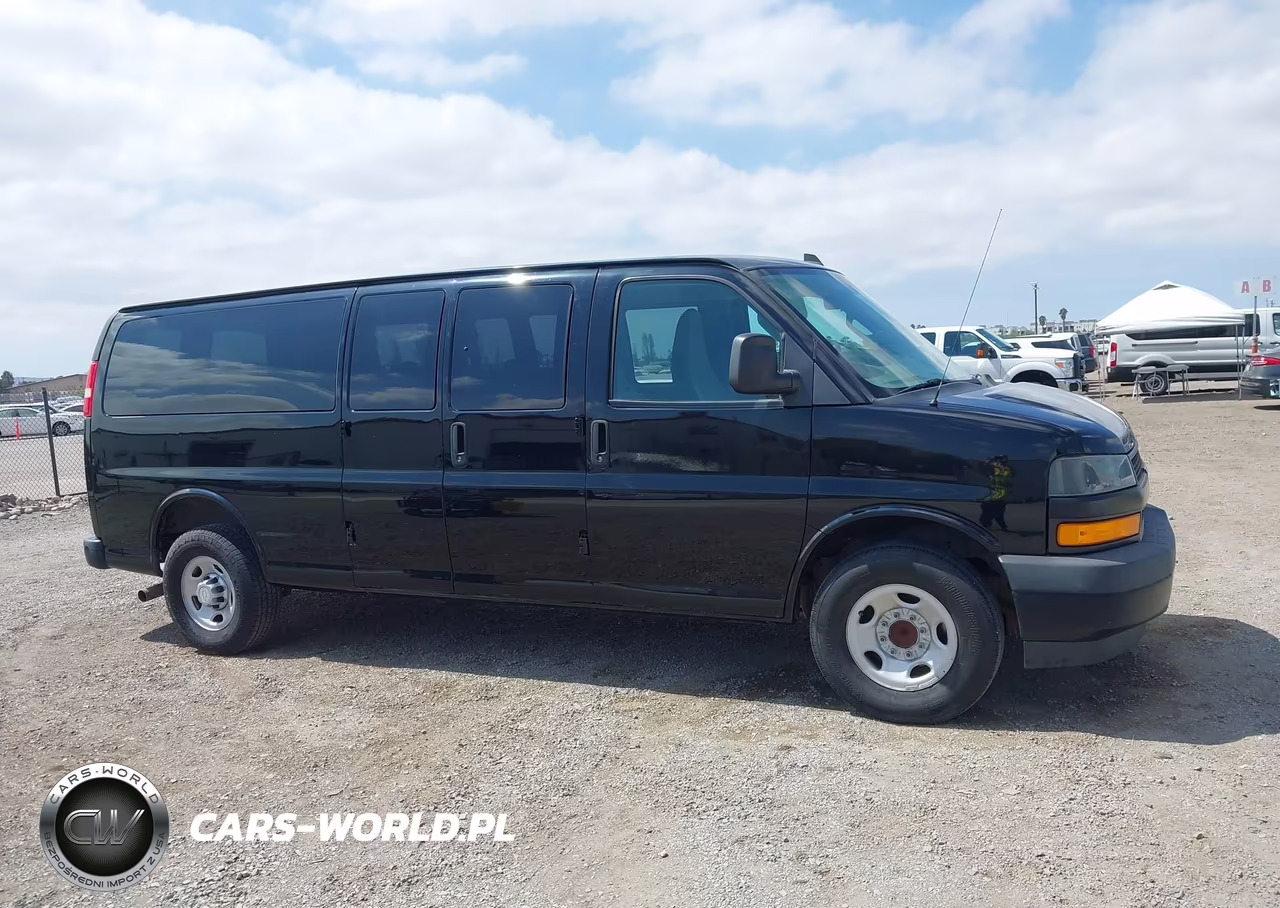 2019 Chevrolet Express 3500 Ls VIN:1GAZGNFG1K1323385 - 17