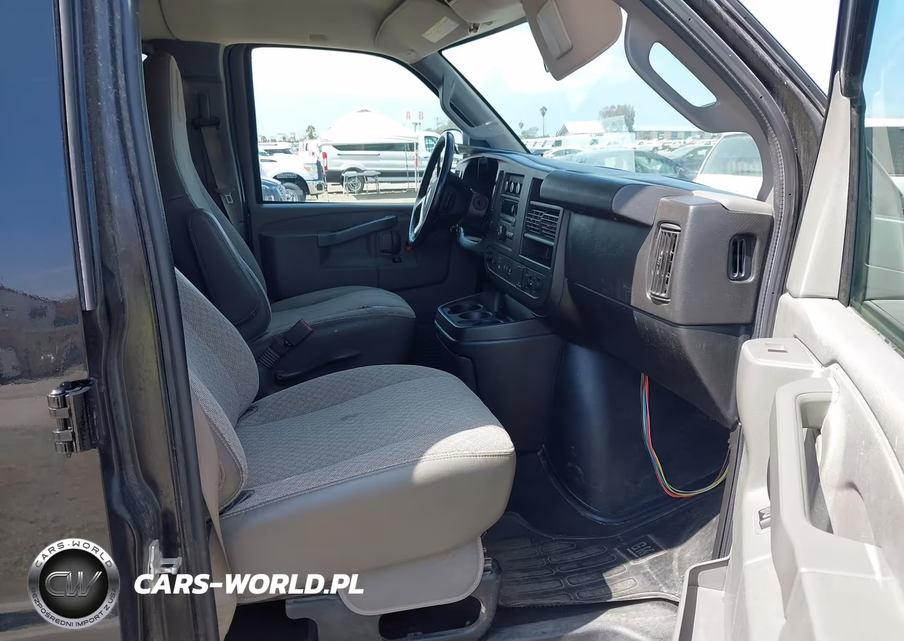 2019 Chevrolet Express 3500 Ls VIN:1GAZGNFG1K1323385 - 5