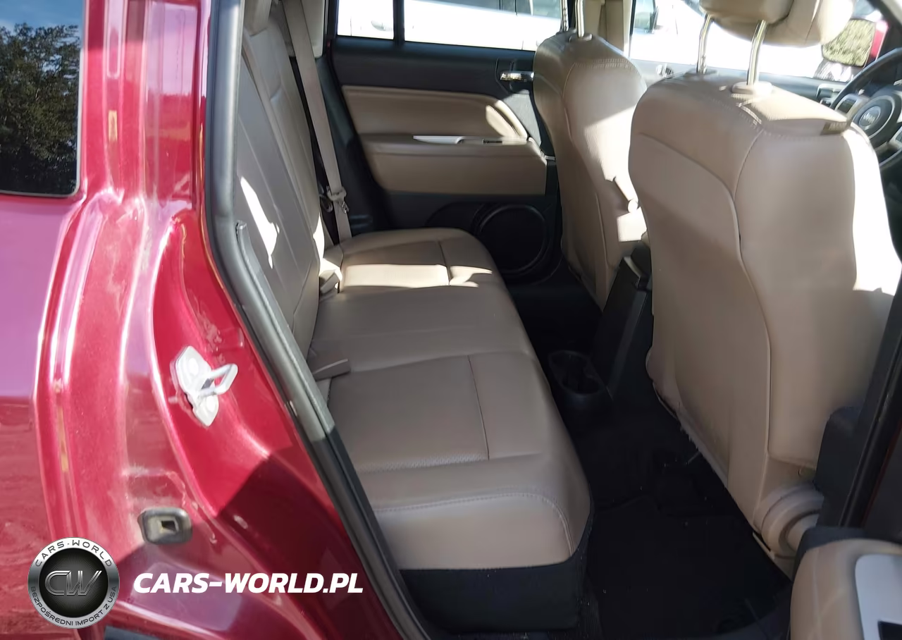 2015 Jeep Compass High Altitude Edition VIN:1C4NJDEB1FD357273 - 8