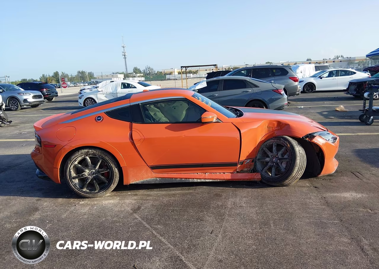 2024 Nissan Z Performance Auto VIN:JN1BZ4BH2RM365670 - 13