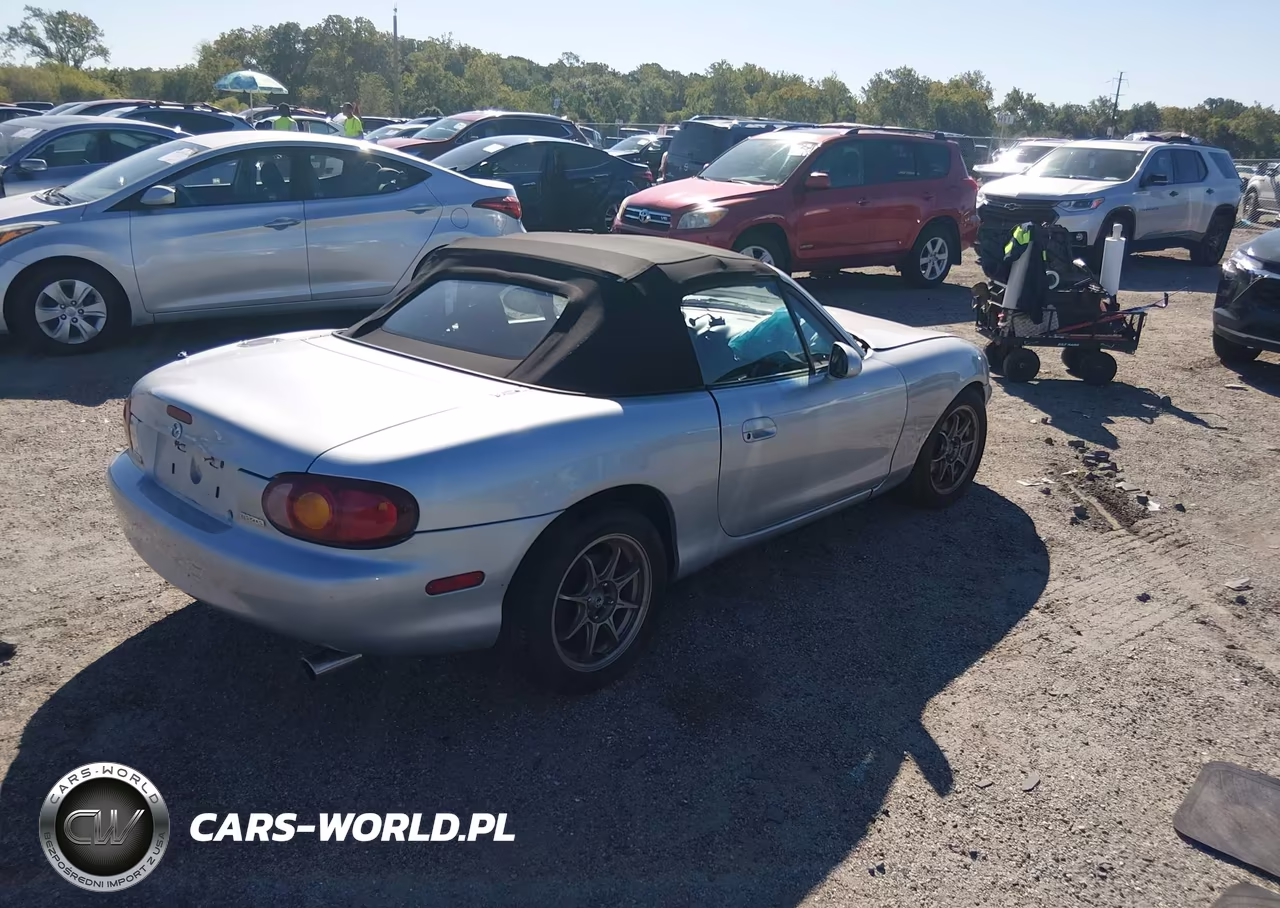 1999 Mazda Mx-5 Miata Leather Pkg-Popular Equipment Pkg-Sports Pkg-Touring Pkg VIN:JM1NB3539X0126615 - 4