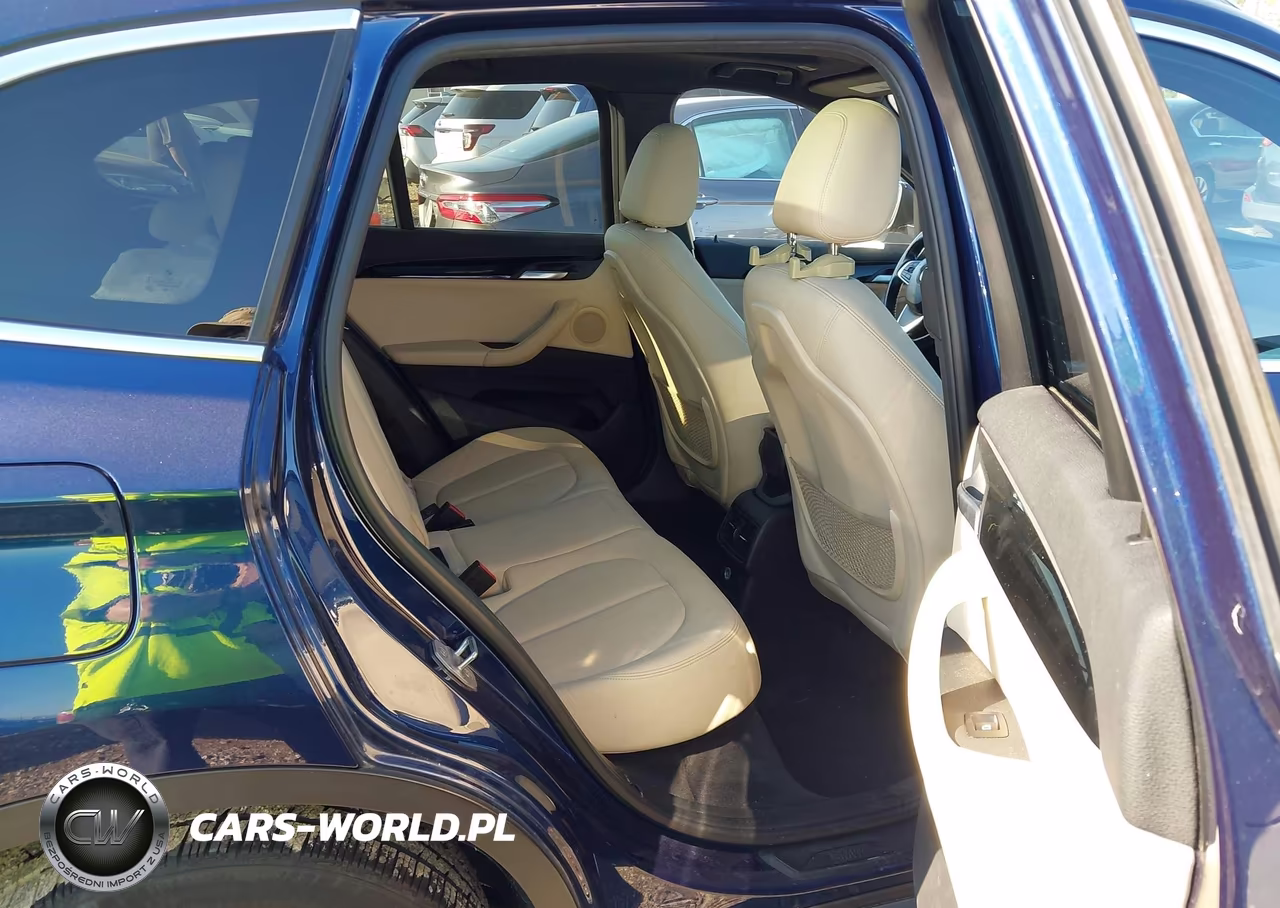 2017 BMW X1 xDrive28I VIN:WBXHT3C30H5F71803 - 8