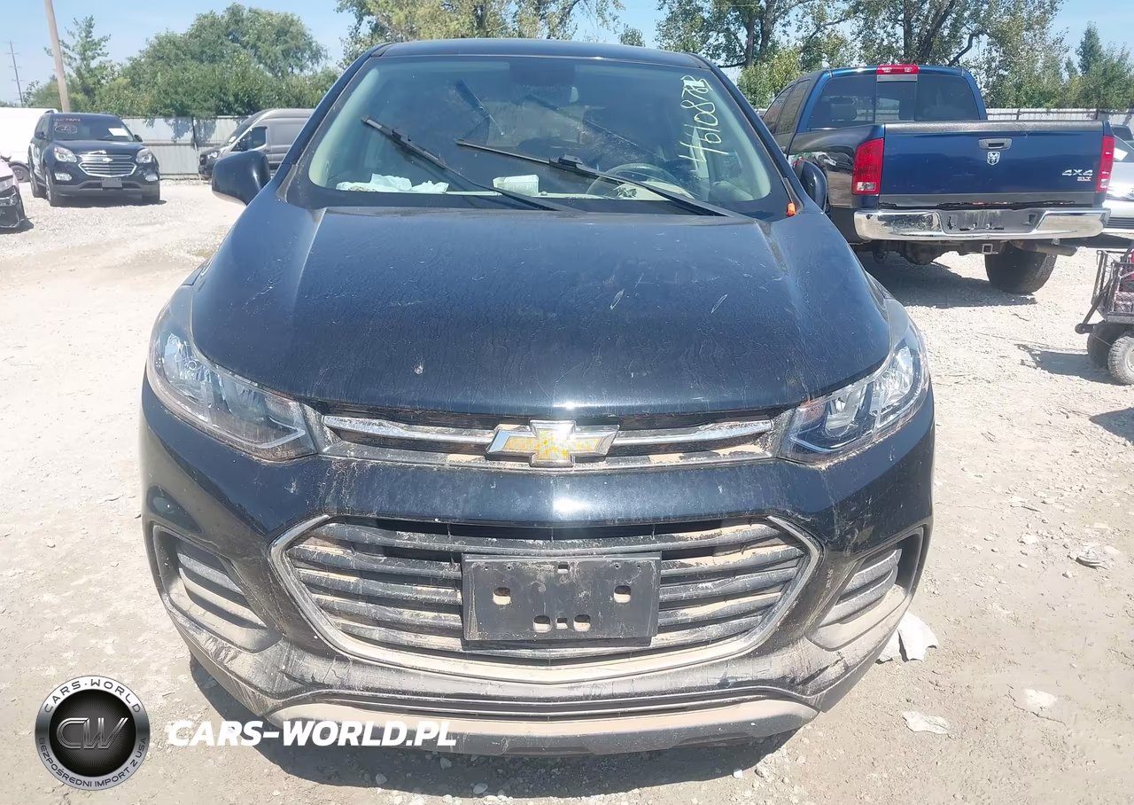2019 Chevrolet Trax Ls VIN:3GNCJNSB5KL258632 - 12