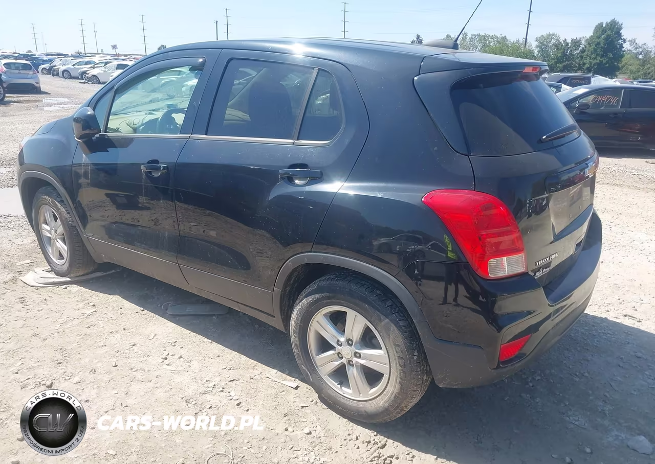 2019 Chevrolet Trax Ls VIN:3GNCJNSB5KL258632 - 3