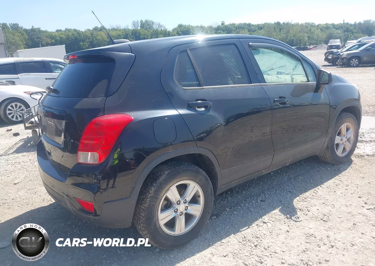 2019 Chevrolet Trax Ls VIN:3GNCJNSB5KL258632 - 4