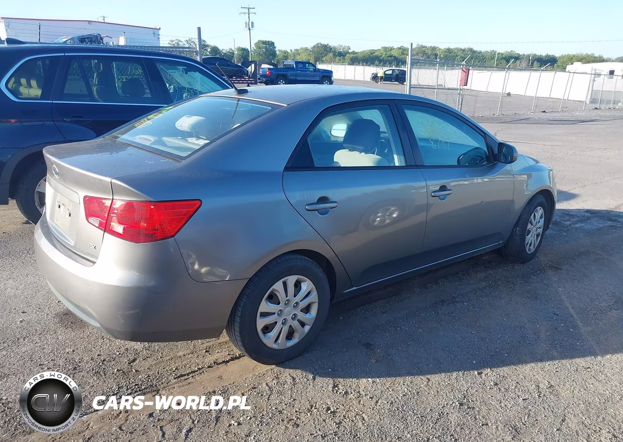 2011 Kia Forte Ex VIN:KNAFU4A26B5326054 - 4