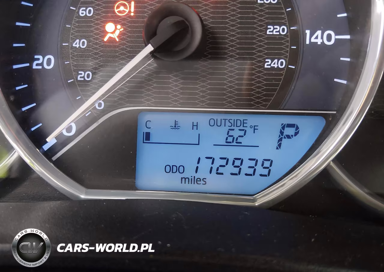 2016 Toyota Corolla Le VIN:2T1BURHE7GC565587 - 16