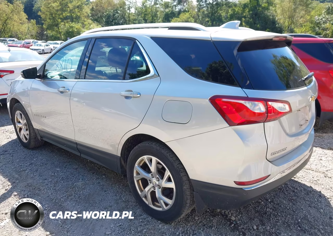 2018 Chevrolet Equinox Premier VIN:3GNAXVEV6JS571740 - 3