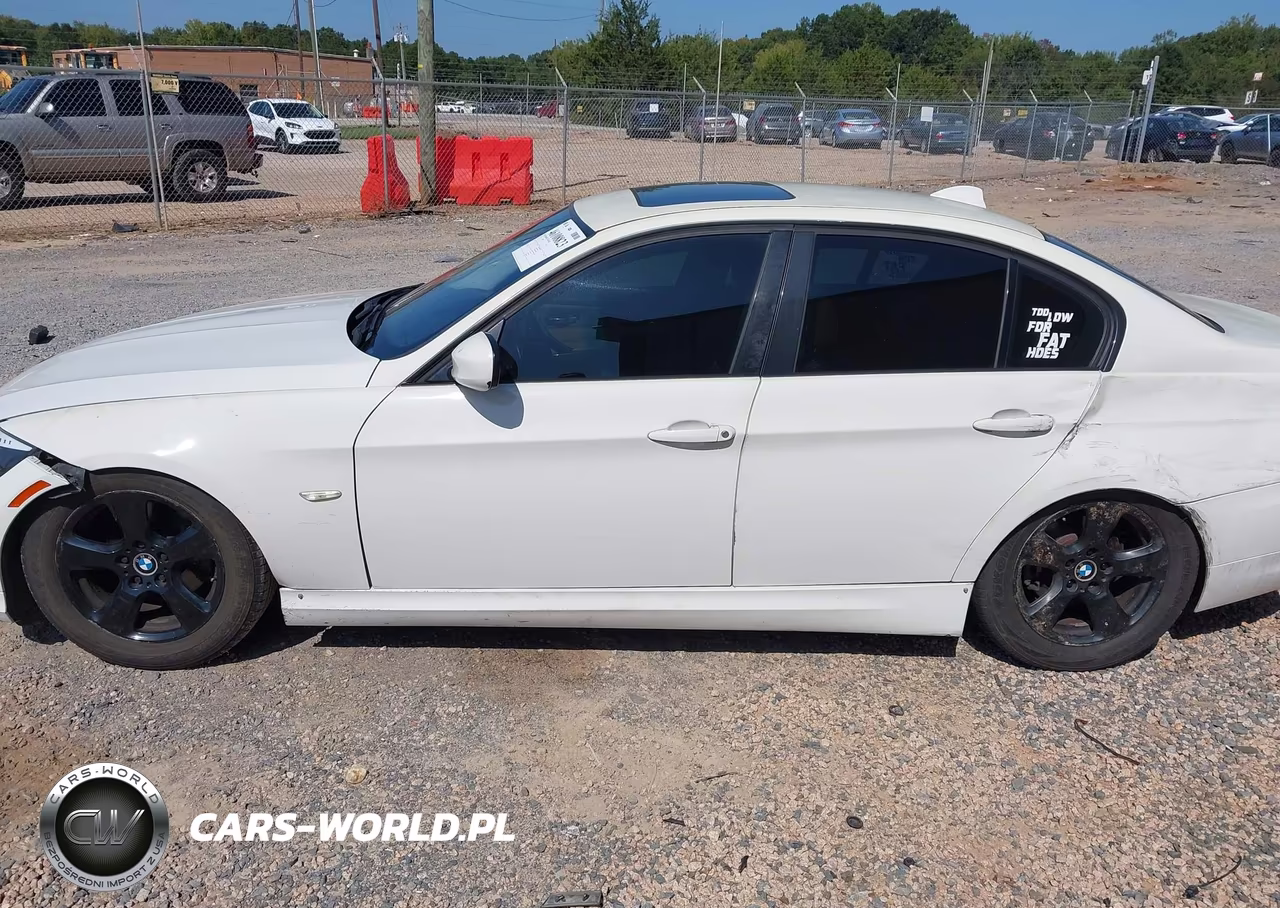 2011 BMW 328I VIN:WBAPH7C52BE131053 - 13