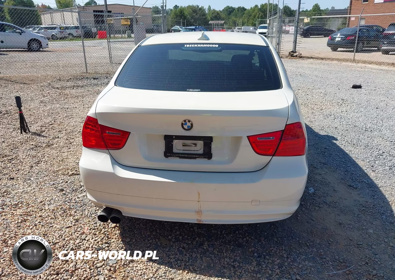 2011 BMW 328I VIN:WBAPH7C52BE131053 - 15