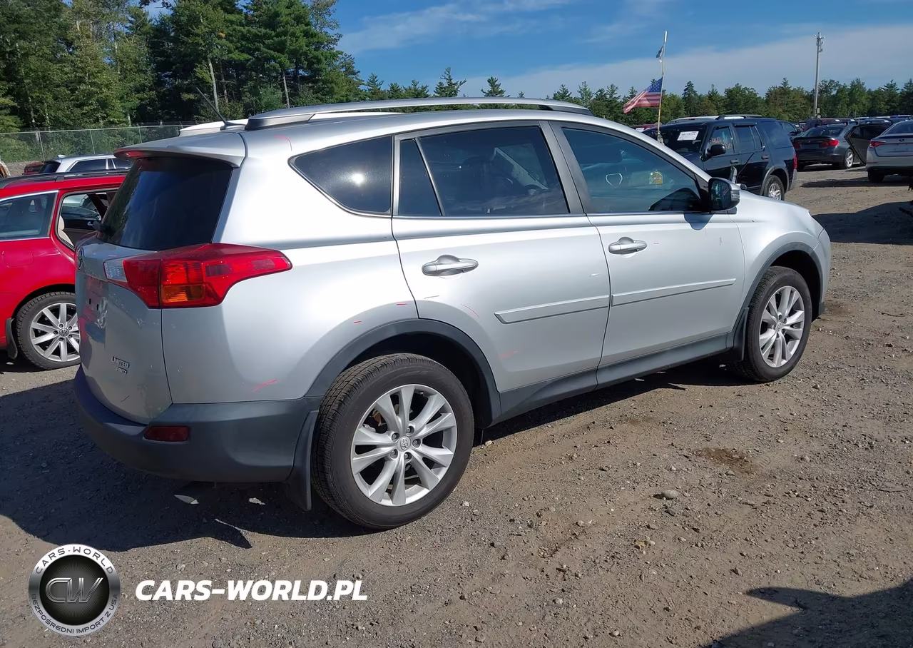 2015 Toyota Rav4 Limited VIN:2T3DFREV5FW371653 - 4