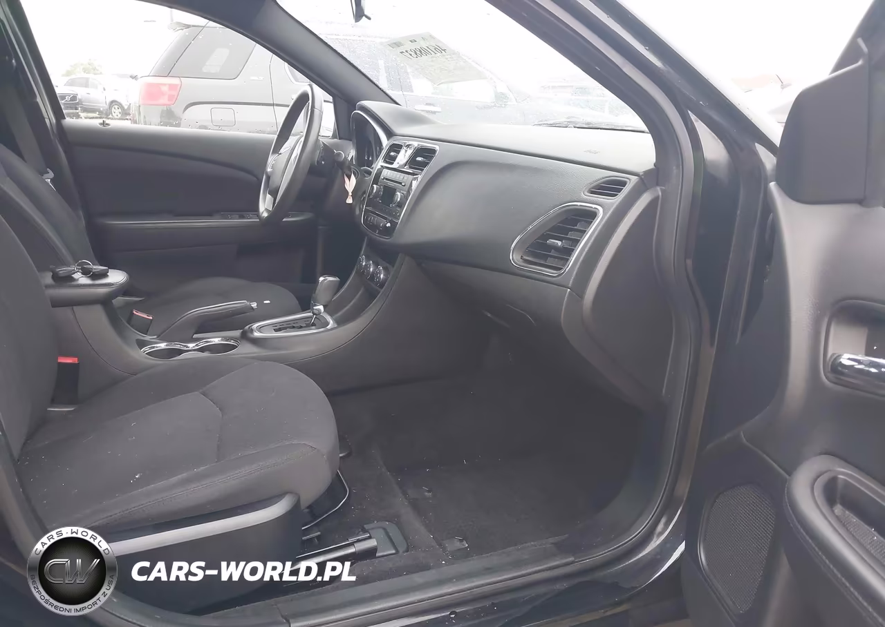 2013 Chrysler 200 Touring VIN:1C3CCBBB9DN634869 - 5