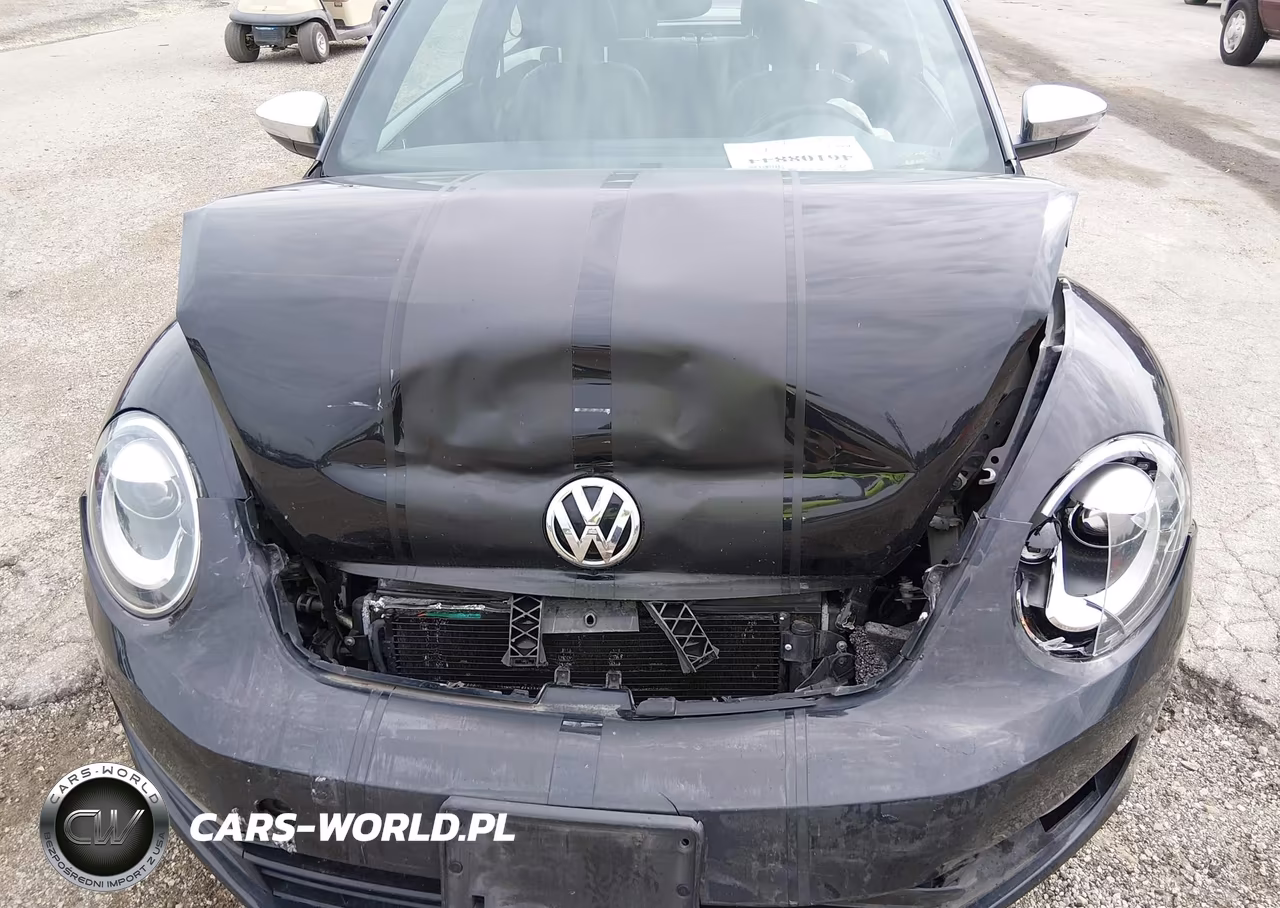 2013 Volkswagen Beetle 2.5L Fender Edition VIN:3VWJX7AT0DM660833 - 10