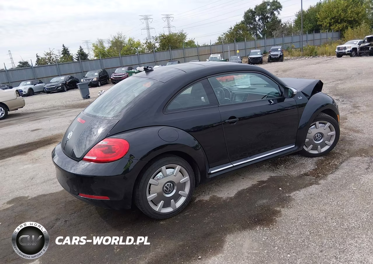 2013 Volkswagen Beetle 2.5L Fender Edition VIN:3VWJX7AT0DM660833 - 4