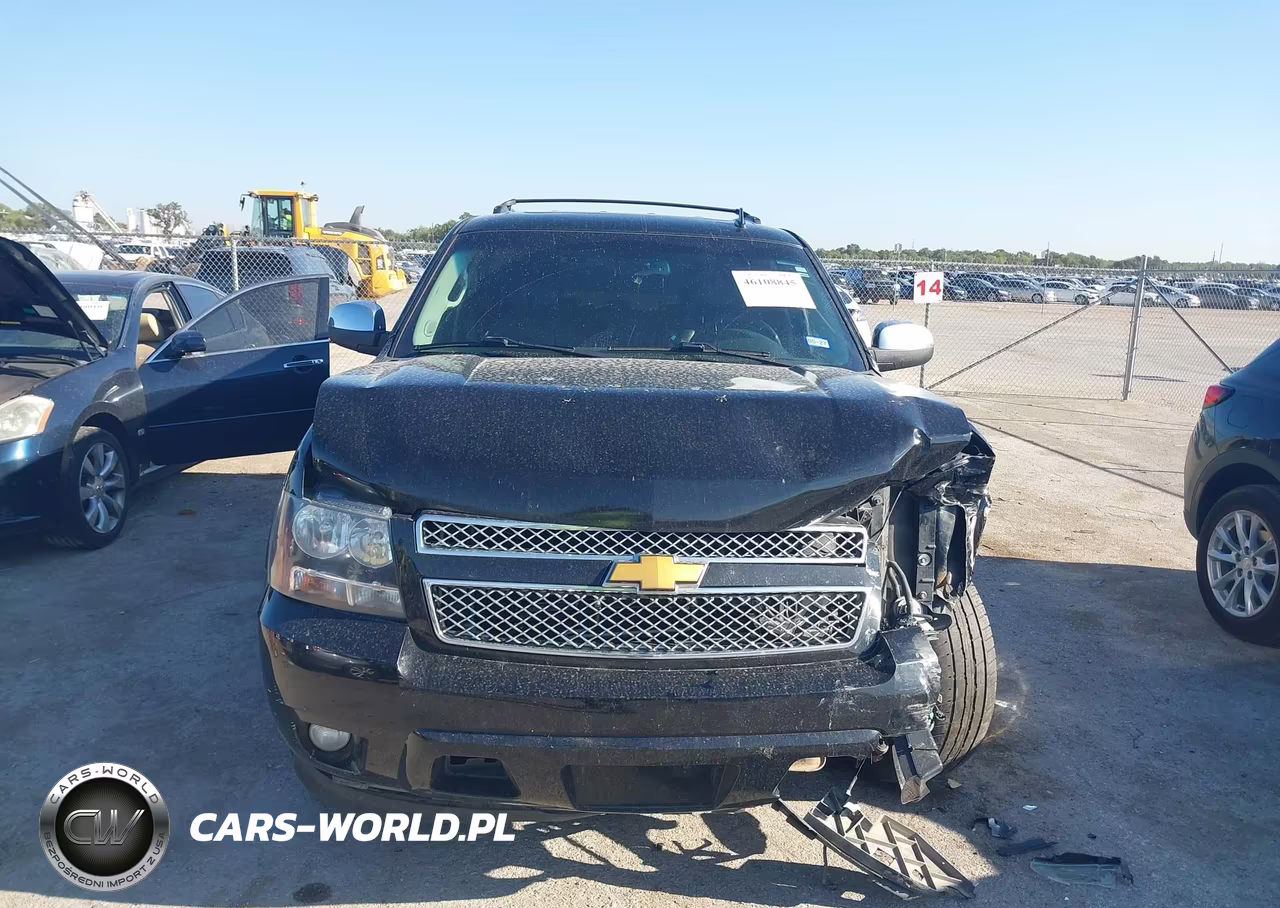 2011 Chevrolet Tahoe Ltz VIN:1GNSCCE05BR312587 - 12