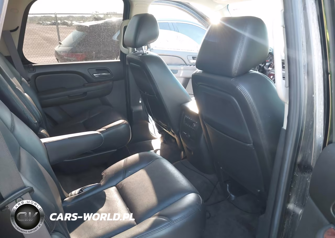 2011 Chevrolet Tahoe Ltz VIN:1GNSCCE05BR312587 - 8