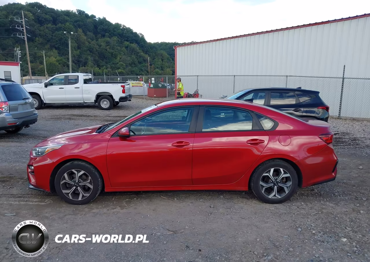 2021 Kia Forte Lxs VIN:3KPF24AD5ME286860 - 15