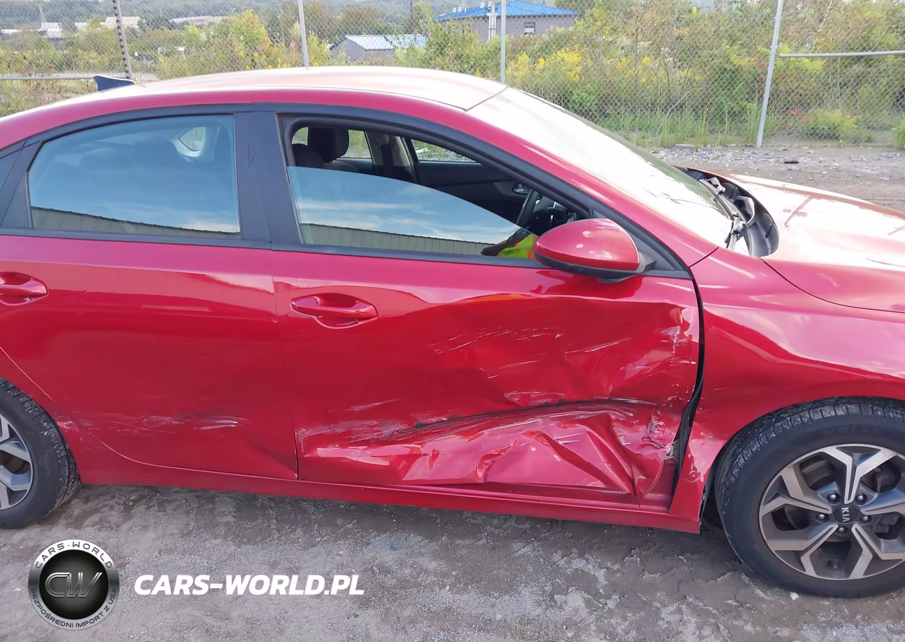 2021 Kia Forte Lxs VIN:3KPF24AD5ME286860 - 6