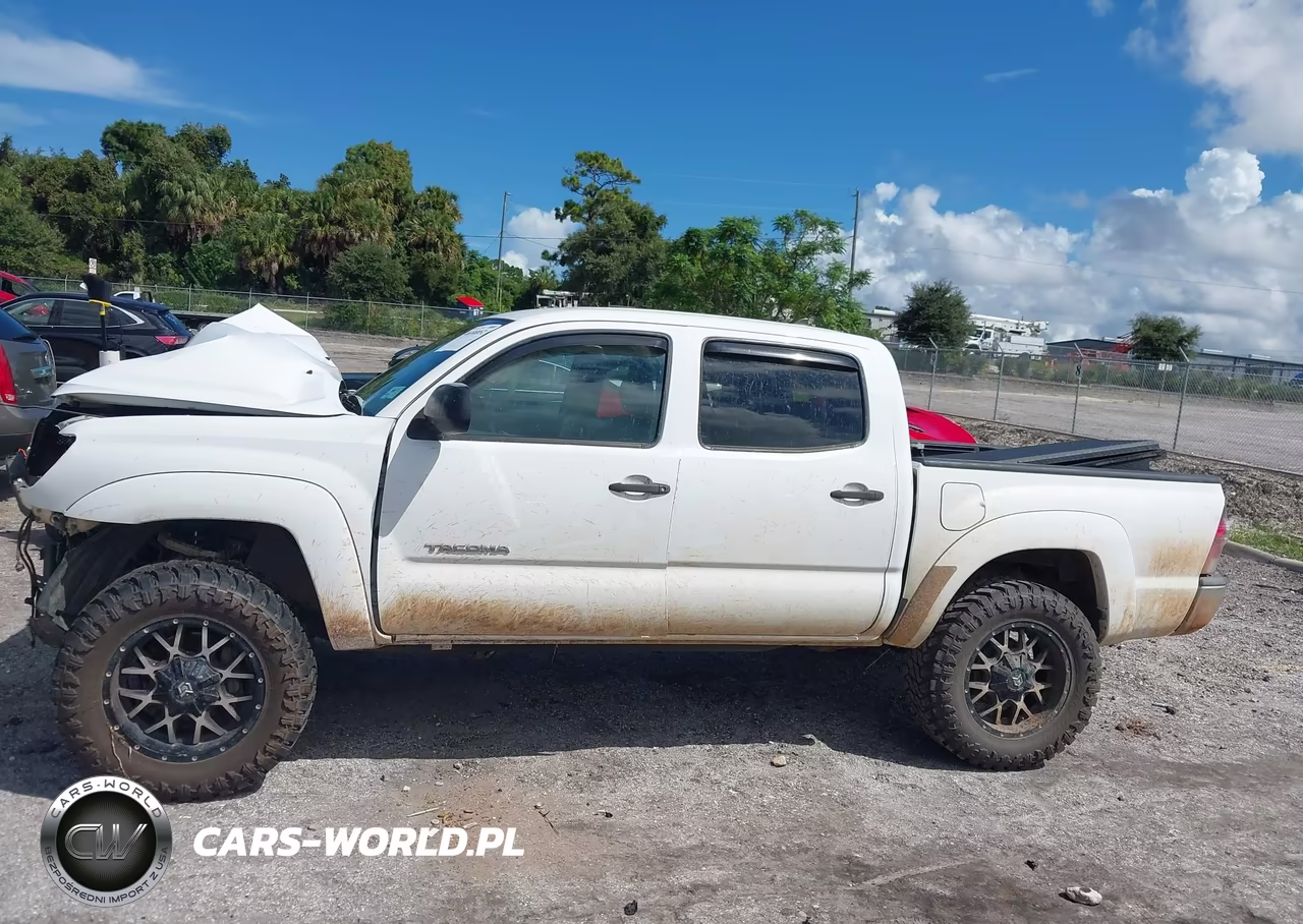 2015 Toyota Tacoma Prerunner V6 VIN:5TFJU4GN2FX067961 - 14