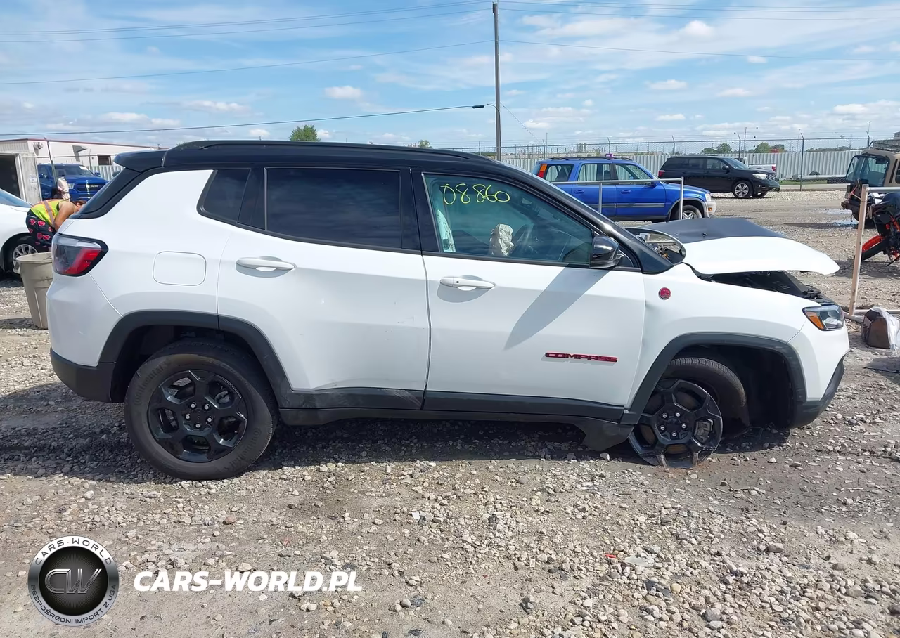 2024 Jeep Compass Trailhawk 4X4 VIN:3C4NJDDN6RT596957 - 13
