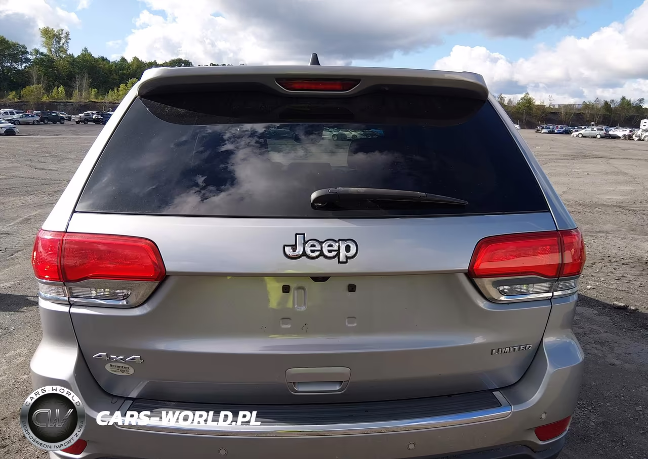 2019 Jeep Grand Cherokee Limited 4X4 VIN:1C4RJFBG3KC578600 - 16