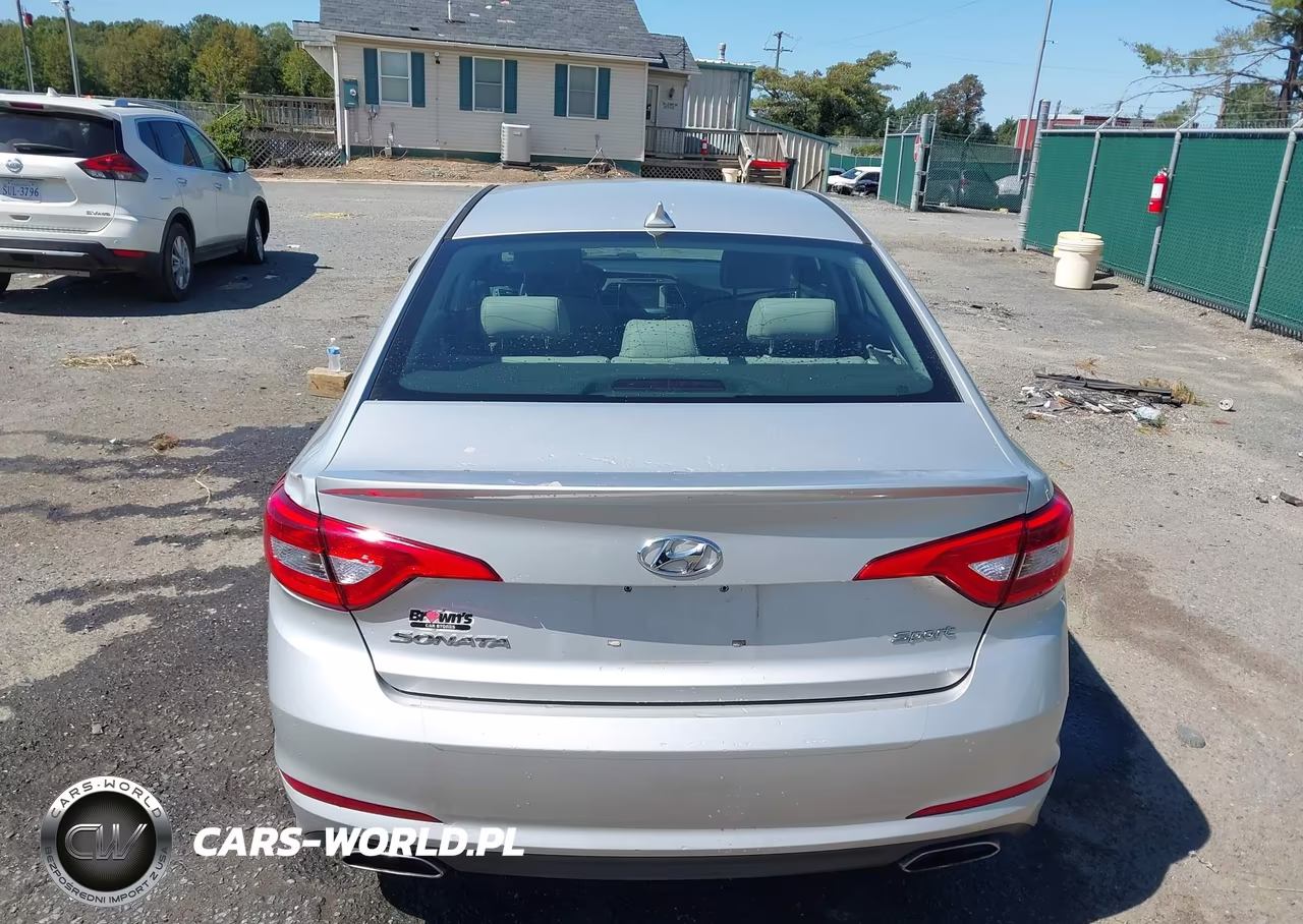 2017 Hyundai Sonata Sport VIN:5NPE34AF7HH452131 - 16
