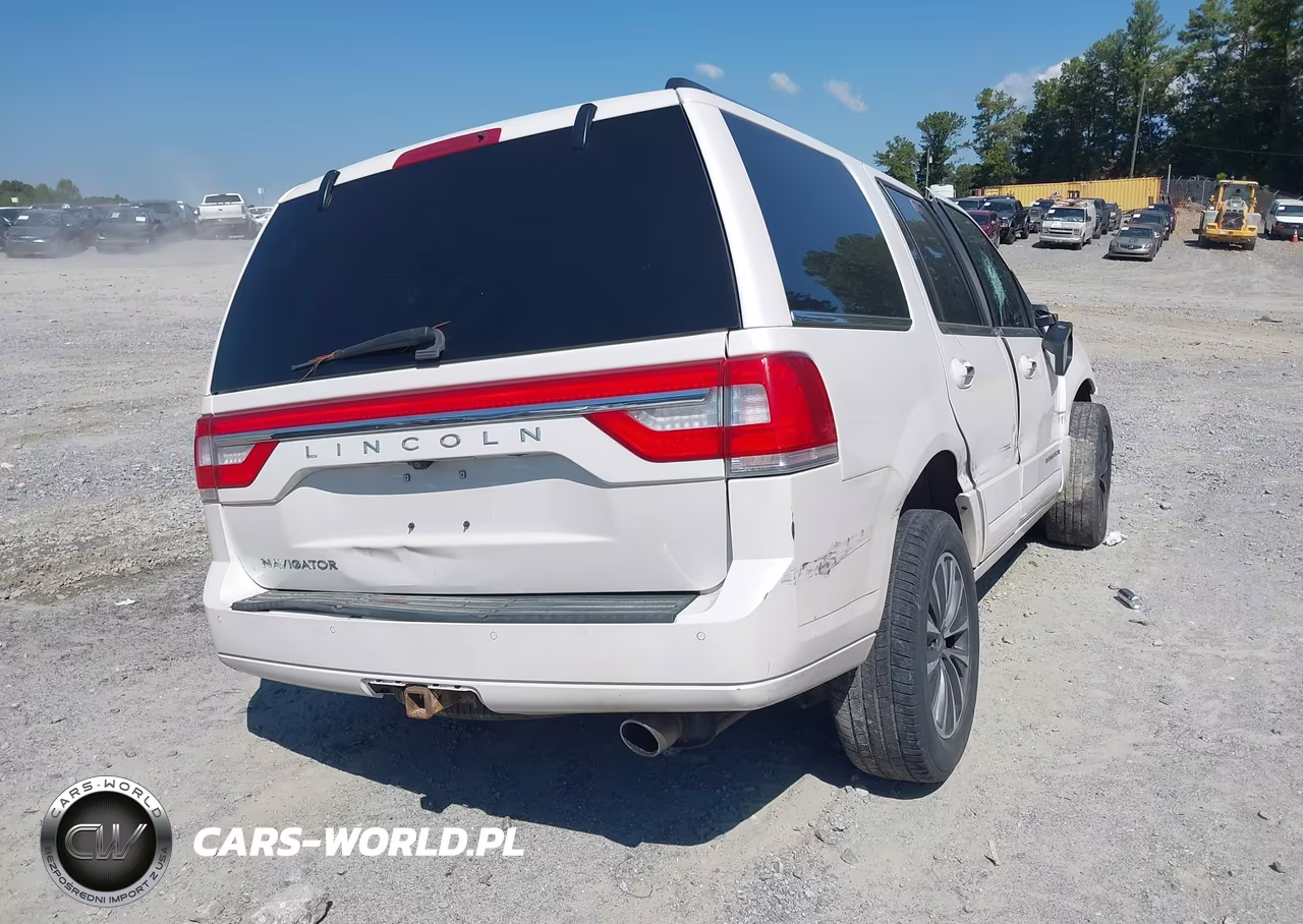 2017 Lincoln Navigator Select VIN:5LMJJ2JT3HEL01004 - 4