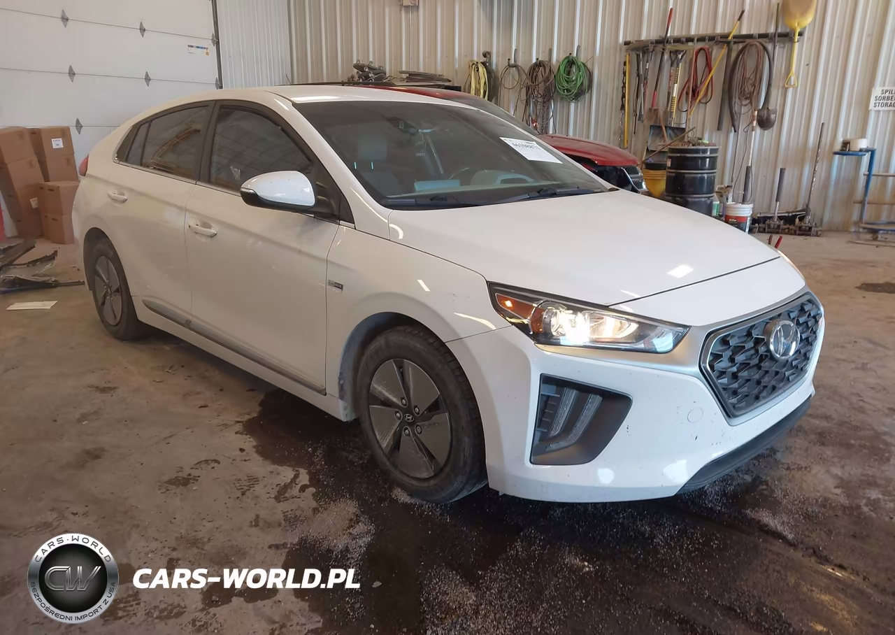 2020 Hyundai Ioniq Hybrid Se