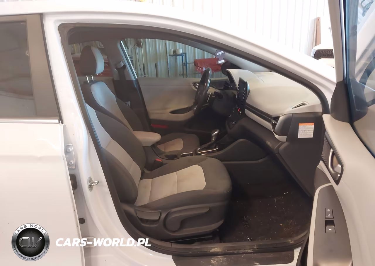2020 Hyundai Ioniq Hybrid Se VIN:KMHC75LC2LU231180 - 5