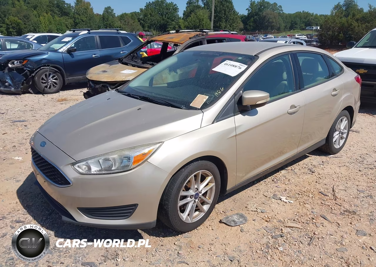 2017 Ford Focus Se VIN:1FADP3F21HL301271 - 6