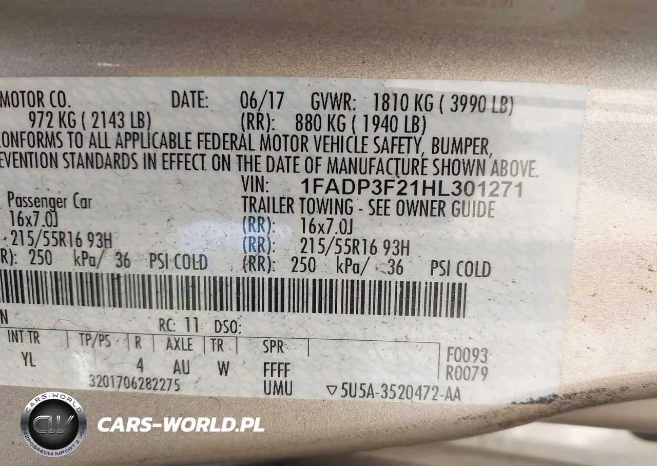2017 Ford Focus Se VIN:1FADP3F21HL301271 - 9