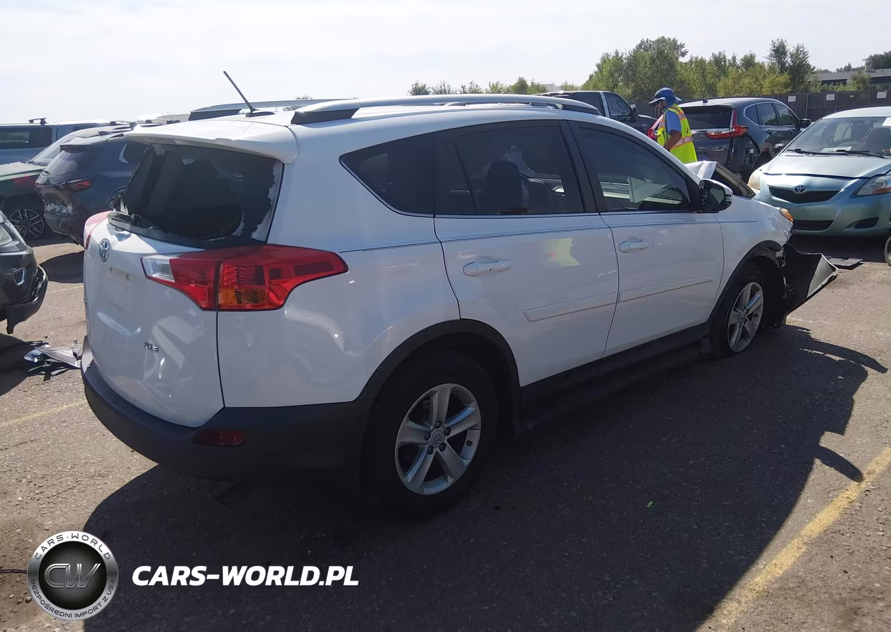 2013 Toyota Rav4 Xle VIN:2T3WFREV1DW061683 - 4