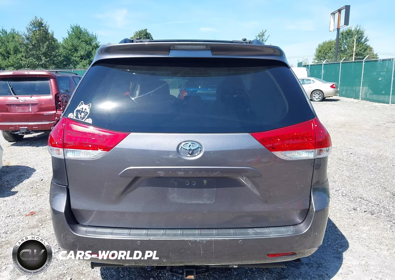 2013 Toyota Sienna Xle V6 8 Passenger VIN:5TDYK3DC4DS302154 - 16