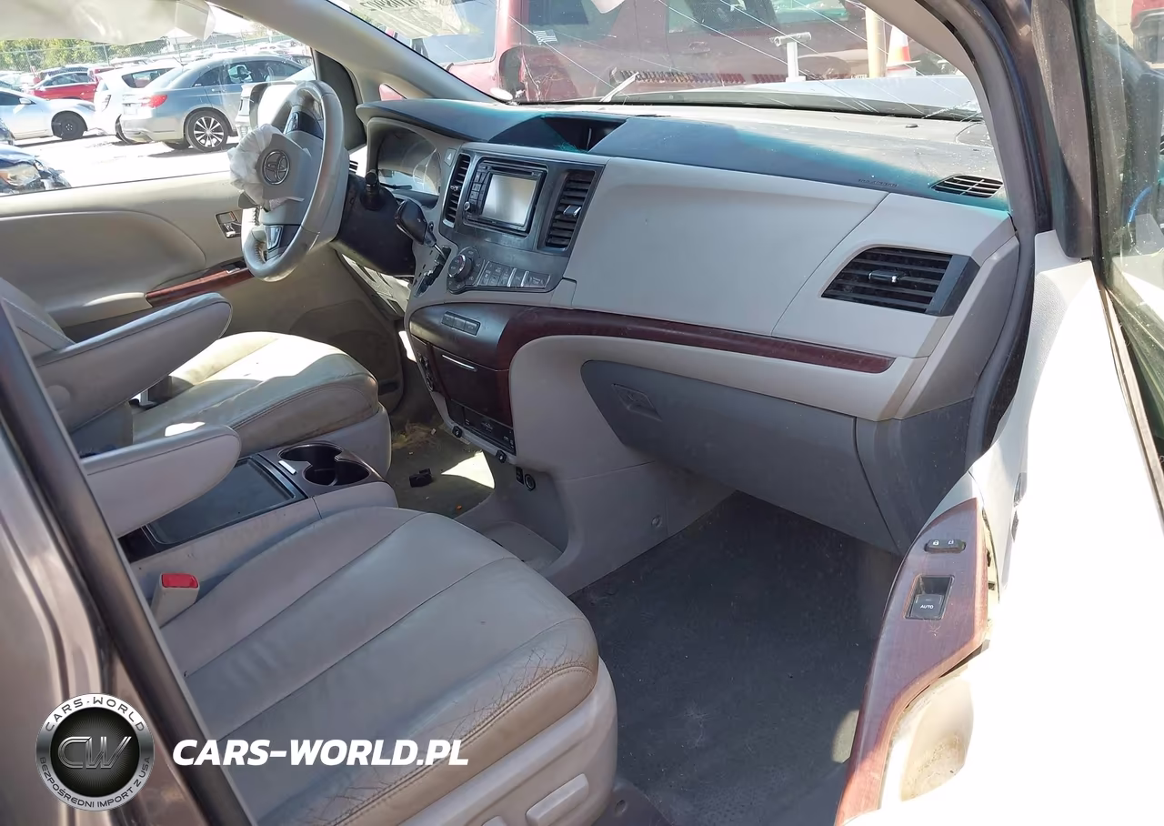 2013 Toyota Sienna Xle V6 8 Passenger VIN:5TDYK3DC4DS302154 - 5