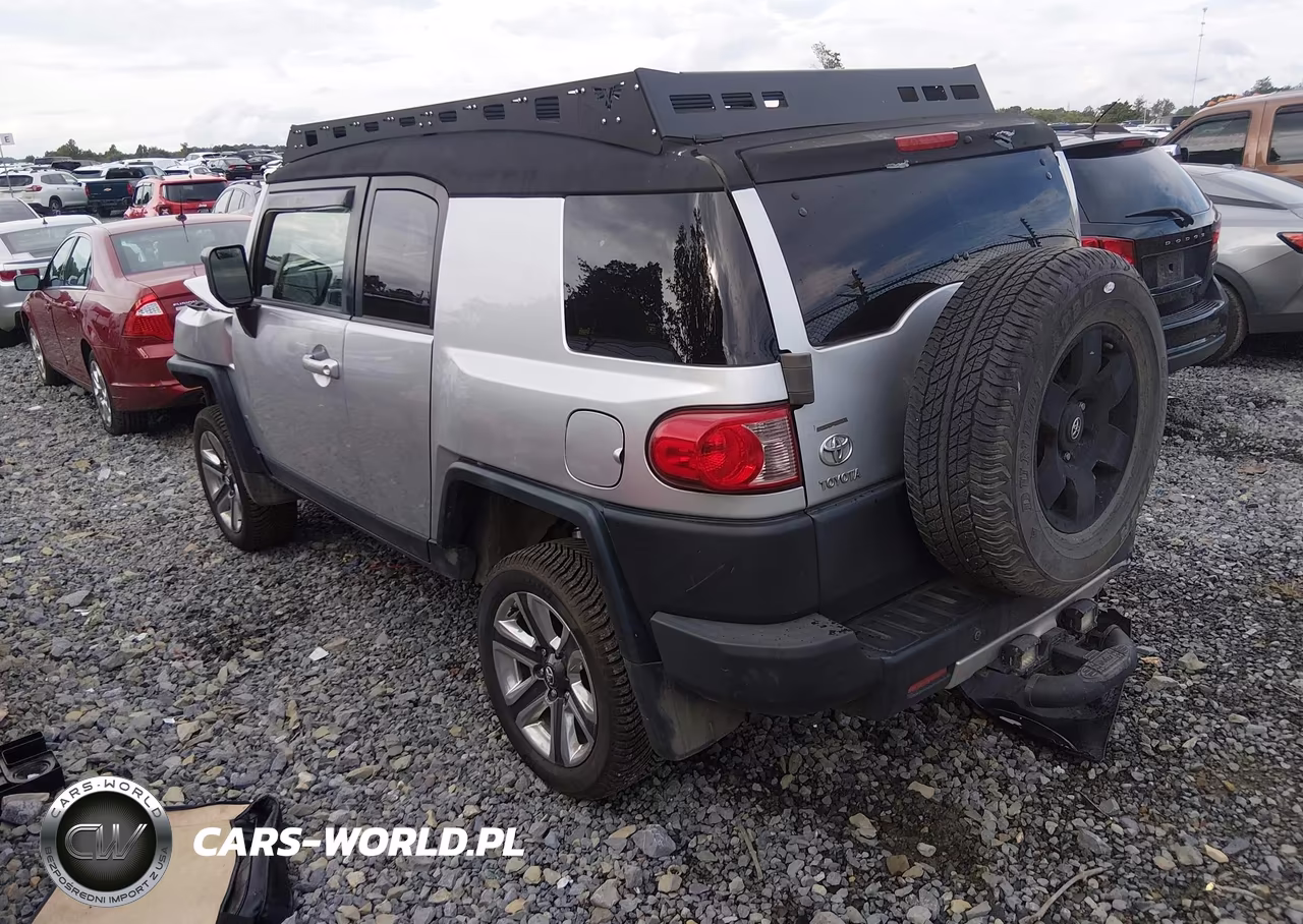 2007 Toyota Fj Cruiser VIN:JTEBU11F270076542 - 3