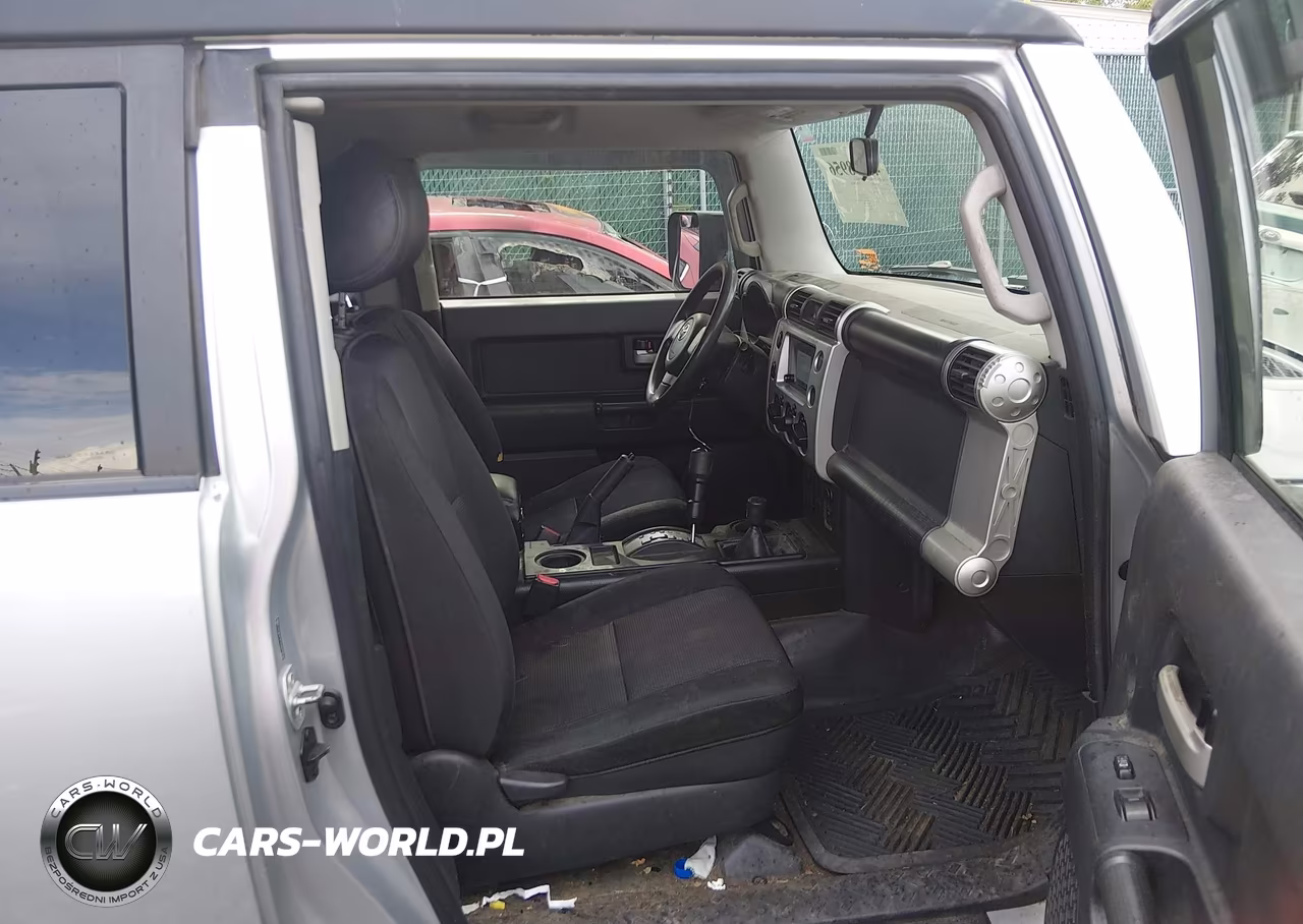 2007 Toyota Fj Cruiser VIN:JTEBU11F270076542 - 5