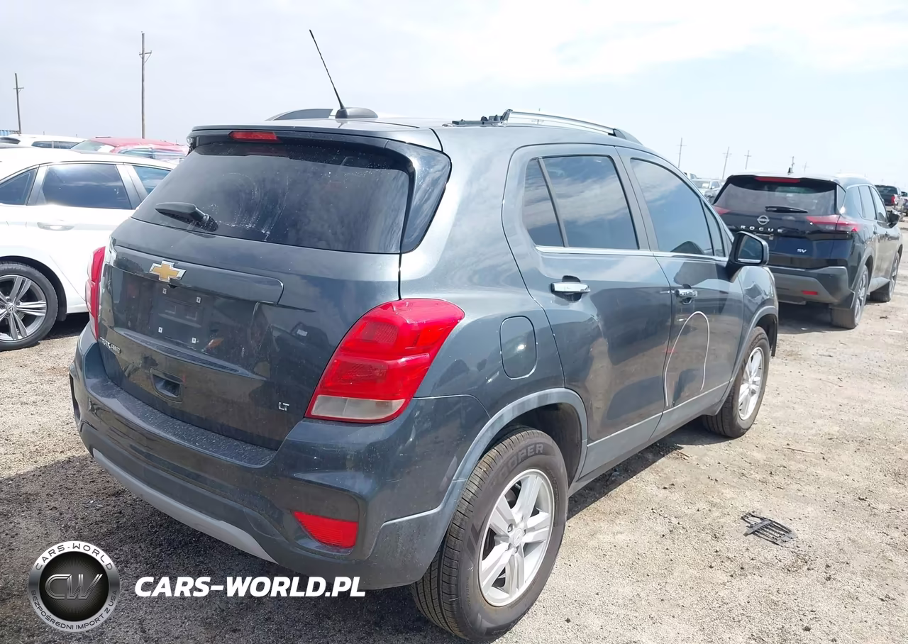 2018 Chevrolet Trax Lt VIN:KL7CJPSB2JB574877 - 4